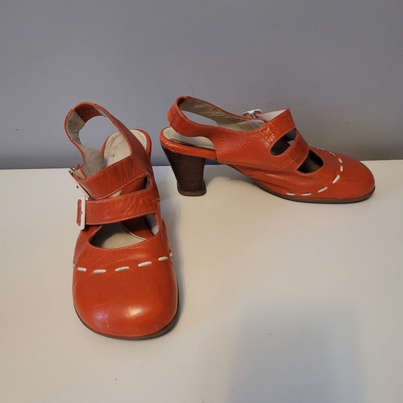 John Fluevog Shoes - Fluevog Operetta Fiorenza Slingbacks , Size 10